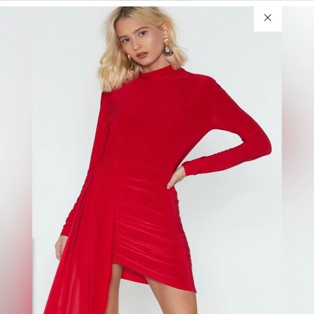 Nasty Gal Drop the News Ruched Mini Dress Size 4US NWT - Picture 2 of 5